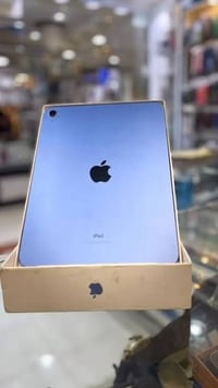 ايباد 10 • ٦٤ • نظيف