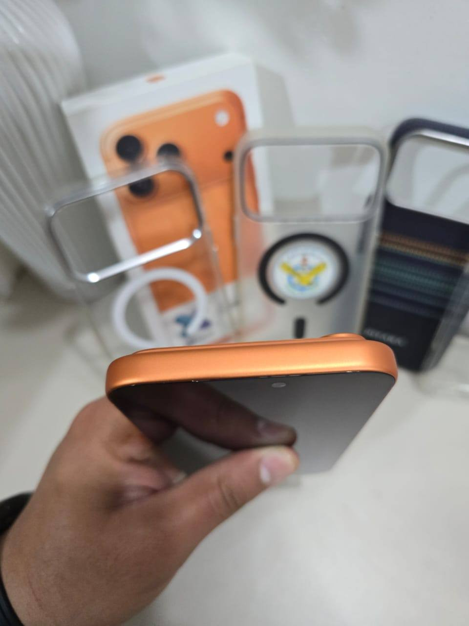 سلام عليكم ورحمه الله
17 برو ماكس عربي شرق اوسط AF
ذاكره 256 مشحون 13 مره فقط 
غراضه كامله مكفول من الخدش نضافه 100
لون برتقالي للبيع او مراوس بسلفر راس براس
مكاني بغداد كرخ السعر 2150 
***********
