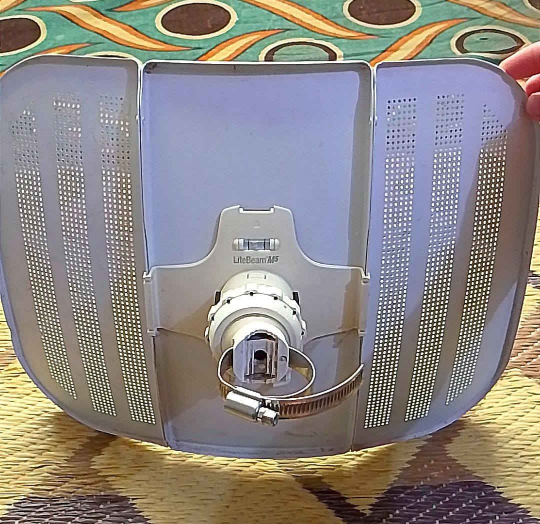 نانو نوع لايت بين و زادن راوتر للبيع شغالات ونظيفات  ‏‪***********‬‏
