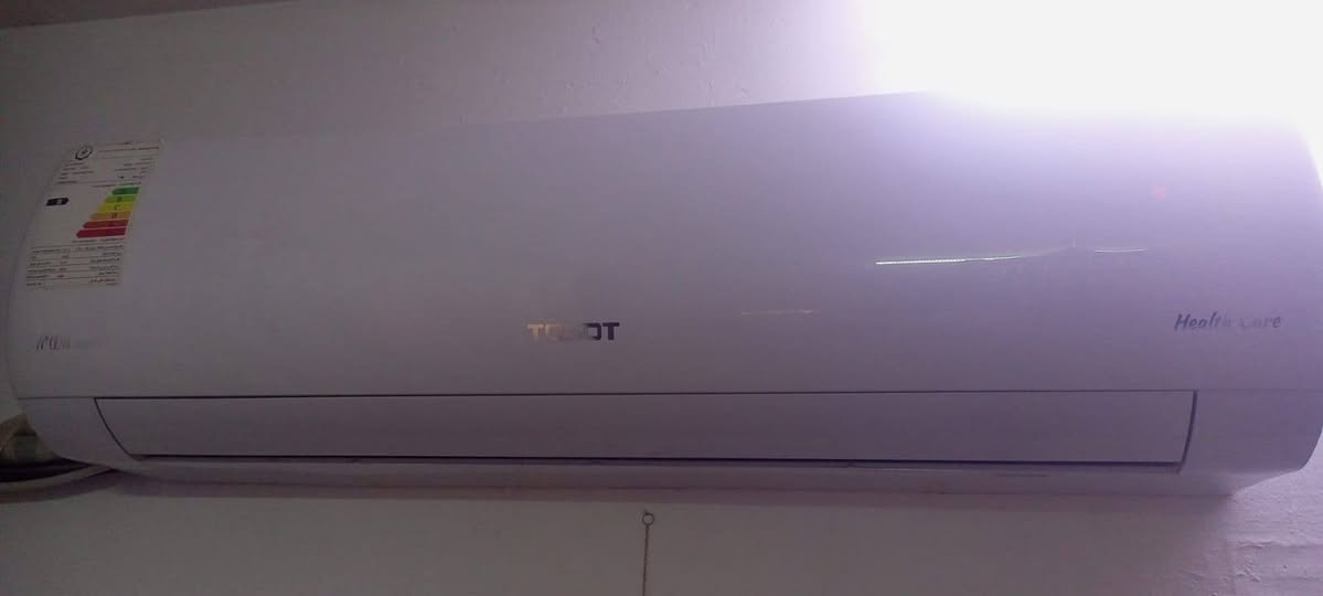 سبلت توسوت 2 طن استعمال قليل اصدار 2025 مثل ما موضح بل صورة نظيف بلادي غاز 410 مقفول السعر 550 للتواصل على هذا الرقم *********** واتساب فقط غير متواجد فيس المكان بغداد
