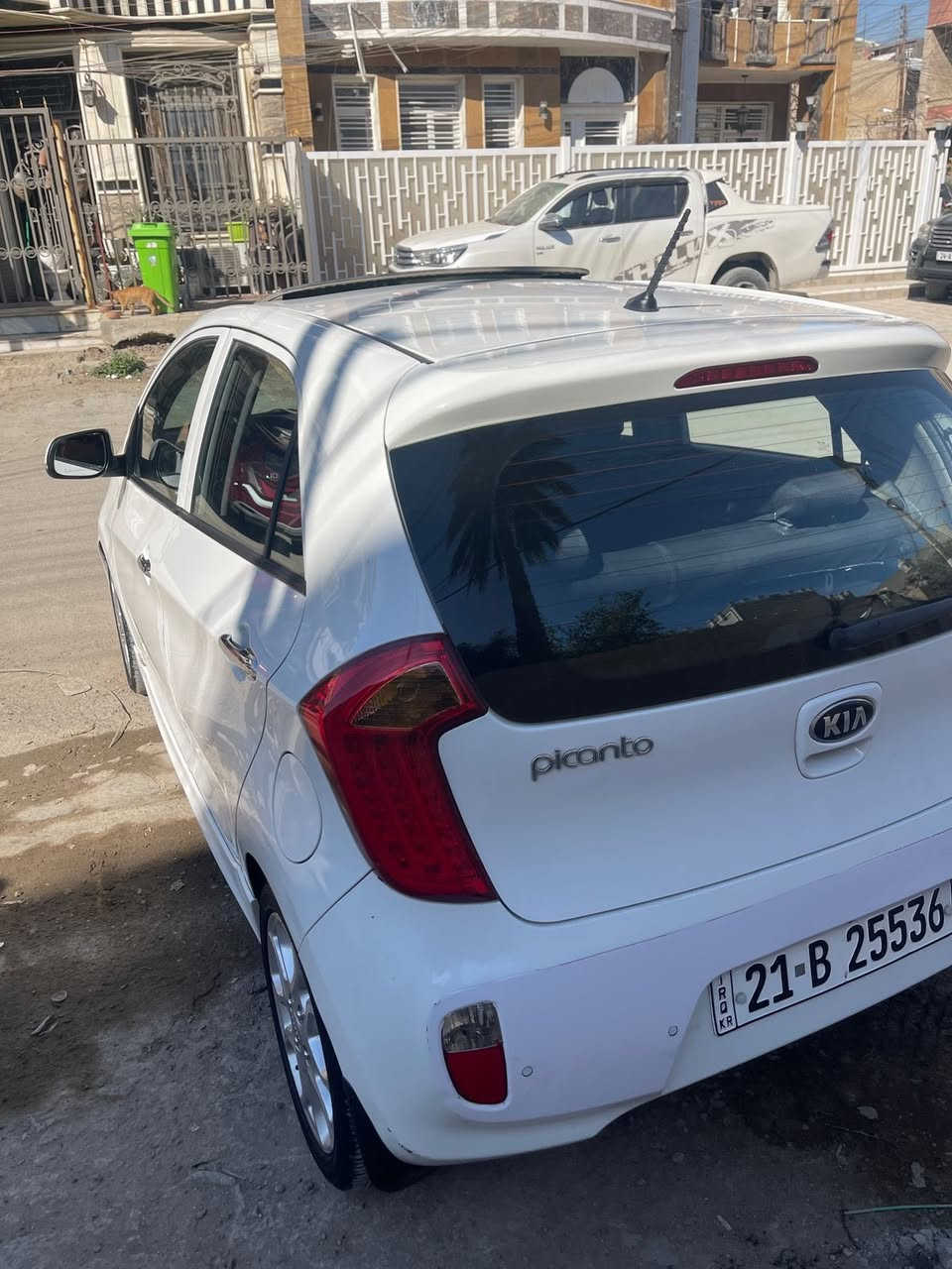 🚗 للبيع - كيا بيكانتو 2015 خليجي
رقم العرض: 10236

💰 السعر: اتصل على الرقم 

🔹 الموديل: 2015
🔹 الفئة: فول مواصفات 1/1 (أعلى فئة)
🔹 الوارد: خليجي
🔹 الرقم: سليمانية إنكليزي
🔹 العداد: 89 ألف كم (قابل للزيادة)
🔹 مكان السيارة: بغداد

🛠 الحالة:
بدون صبغ — فقط بارد.

🔹 المواصفات:
✅ فول مواصفات (أعلى فئة)
✅ حالة ممتازة
✅ سيارة اقتصادية ومناسبة للاستخدام اليومي

📩 للتواصل:
📞 +964 770 715 3370

📢 لمتابعة أحدث السيارات المعروضة للبيع، انضموا إلى قناتنا على التليغرام:
🔗 https://t.me/CarXIraq

📸 الصور بالمرفقات

عندك سيارة للبيع؟ راسلنا خاص وخلينا نروجها الك

#كيا #بيكانتو #Picanto #بيكانتو_2015 #سيارات_بغداد #CarXIraq
