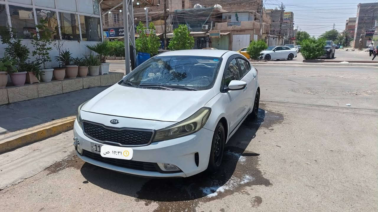 سلام عليكم سيراتو للبيع 2017 رقم بغداد بسمي ماشيه 150  الف حقيقي سياره جاهزه من جميع النواحي منظومه غاز بيه سياره خير من الله سياره بدون تبديل فقط قطعتين صبغ باب سايق  وجاملغ امامي نفس جهه فقط وحجات  بسيط سعره 126 وبيه مجال ال شراي
سلام عليكم سيراتو للبيع 2017 رقم بغداد بسمي ماشيه 150  الف حقيقي سياره جاهزه من جميع النواحي منظومه غاز بيه سياره خير من الله سياره بدون تبديل فقط قطعتين صبغ باب سايق  وجاملغ امامي نفس جهه فقط وحجات  بسيط سعره 126 وبيه مجال ال شراي 
مواصفات عاديه تحكم ستيرين جهتين 
بلاجكتور اشاير بل مري  حساسات خلفي  شاشه كامره  داخل لونين سياره ما نقص برغي واحد تبريد ثلج تخم تاير محرك وكير خير من الله 
اي استفار اتصال عل رقم *********** المو شراي لا يكسر بحلال العالم
