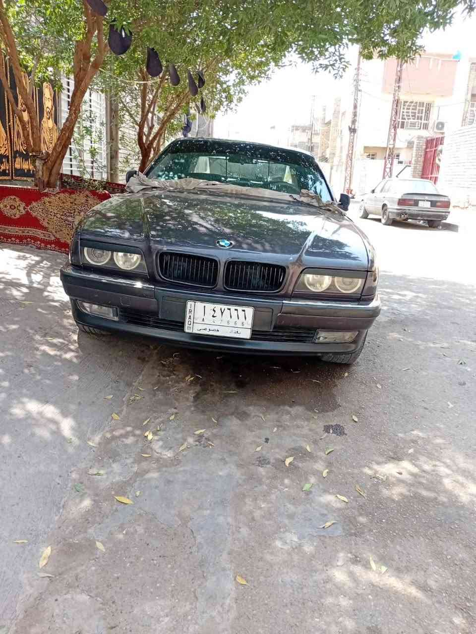 1- محرك 8 سلندر گير كفاله
2- لون بنفسجي

3-رقم بغداد دولي 

4- تحكم كهربائي مقاعد 

5-تدفئه مقاعد 

6- تبريد ثلج

7-برده خلفيه بلادي تحكم كهربائي 

8- 

9-السياره باسمي

10-جام اوتوماتيك

السعر: 55وبيها مجال بسيط
(ترهم مراوس بكورله او ارمادا)

(محرك اينقص دهن ) 

العنوان: فلوجه
رقم التواصل :***********
