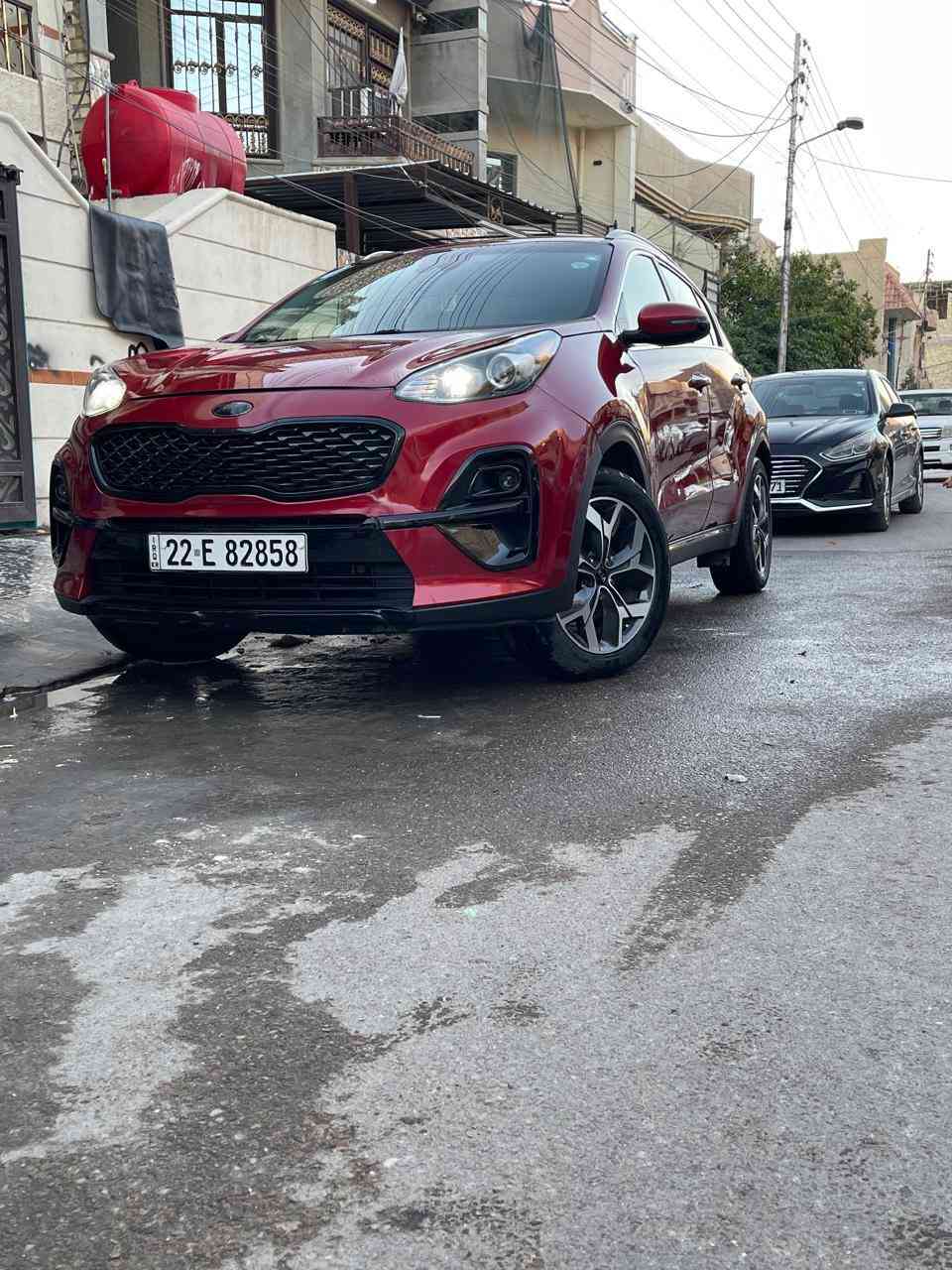 سلام عليكم
كيا سبورتج 2021 EX 
فول مواصفات عدا الفتحة 
مواصفات ل EX
ماشية 48mi استخدام شخصي 
بدون صبغ فقط بارد يم قبق البانزين 
مكاني بغداد حي الجهاد 
*********** 
ب اسمي
