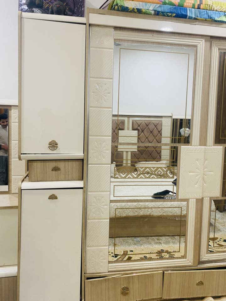 غرفه خشب تركي نظيفه ب400 اتصل ***********
