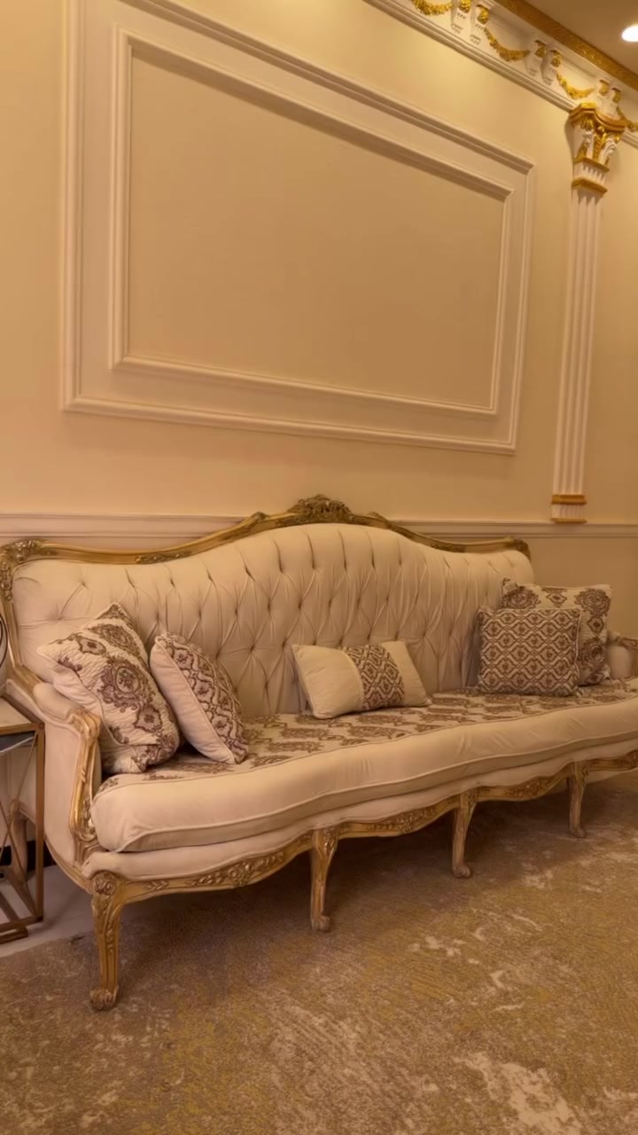 السلام عليكم عندي هذا التخم للبيع 2قنفات و2كراسي كلش نظيف ومقعد الجلوس سحاب يعني ينغسل بس الاطراف الخشب يحتاج صبغ بسيط سعره 500


**إذا كنت صاحب هذا الإعلان وتريد حذفه لأي سبب، رجاءا أرسل رسالة إلى الدعم الفني**