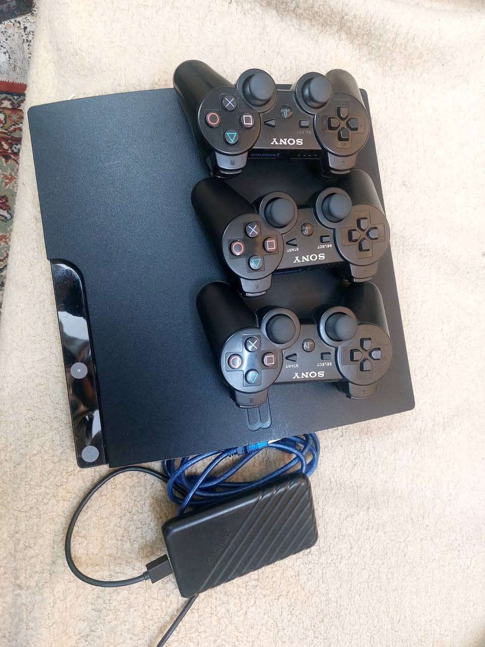 ✨️سلام عليكم✨️
بلاي 3 فول مواصفات بي العاب ابلي 2 
اوبي تقريبا 70 لعبة بلي 3 وكلها العاب قوية
. بي 3 يدات وكل اليدات شغالة
. بي كيبل شحن اصلي لليدات
. بي هارد خارجي و داخلي
. وبي العاب عربي مثل gta 5 و Tomb Raider بل عربي و gta 5 بيها مود مينيو قائمة غش 
. وبي مكتب تحتوي على الالف العاب 
. وبي ثيمات 
ومساحت فوق 850 كيكا 

✨️ بل توفيق ان شاء الله ✨️


**إذا كنت صاحب هذا الإعلان وتريد حذفه لأي سبب، رجاءا أرسل رسالة إلى الدعم الفني**