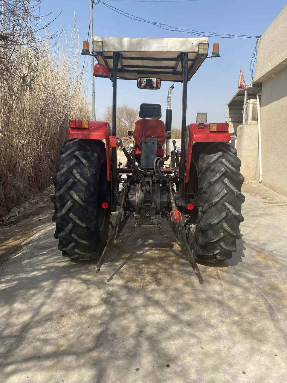 سلام عليكم مكينه تركي 2002 جاهزه اي نقص مابيهه شرط الكراب العنوان واسط الصويره طريق المطار الستفسار على الرقم ***********
