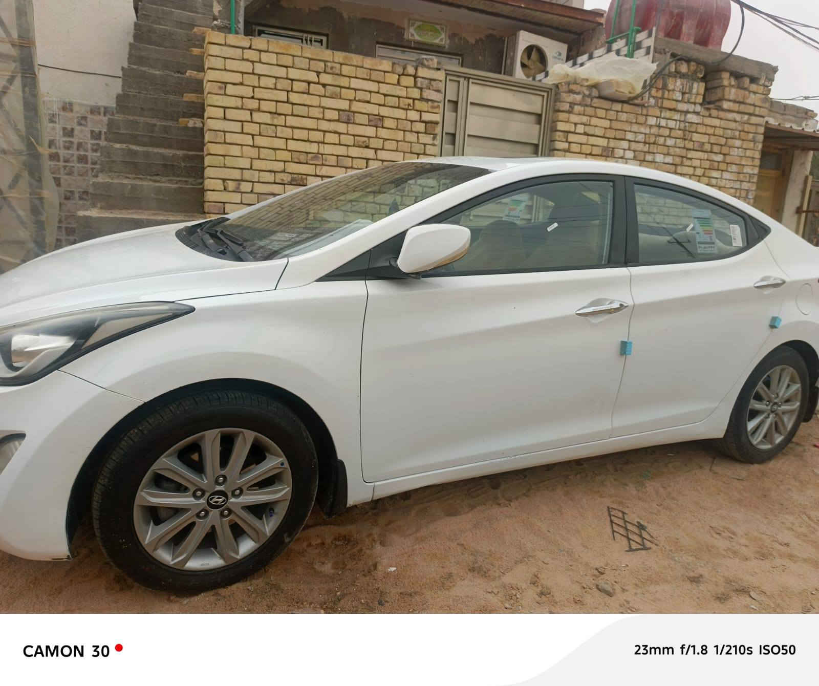 السلام عليكم ورحمه الله وبركاته كل عام وانتم بالف خير النترا موديل 15 فول مواصفات وخليجي جاهزه من كل شيء واي استفسار على هذا الرقم***********
