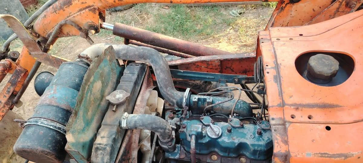 مكينه كابوته ياباني للبيع مكفوله كفاله عامه وراها رفاسه وكيله ***********
