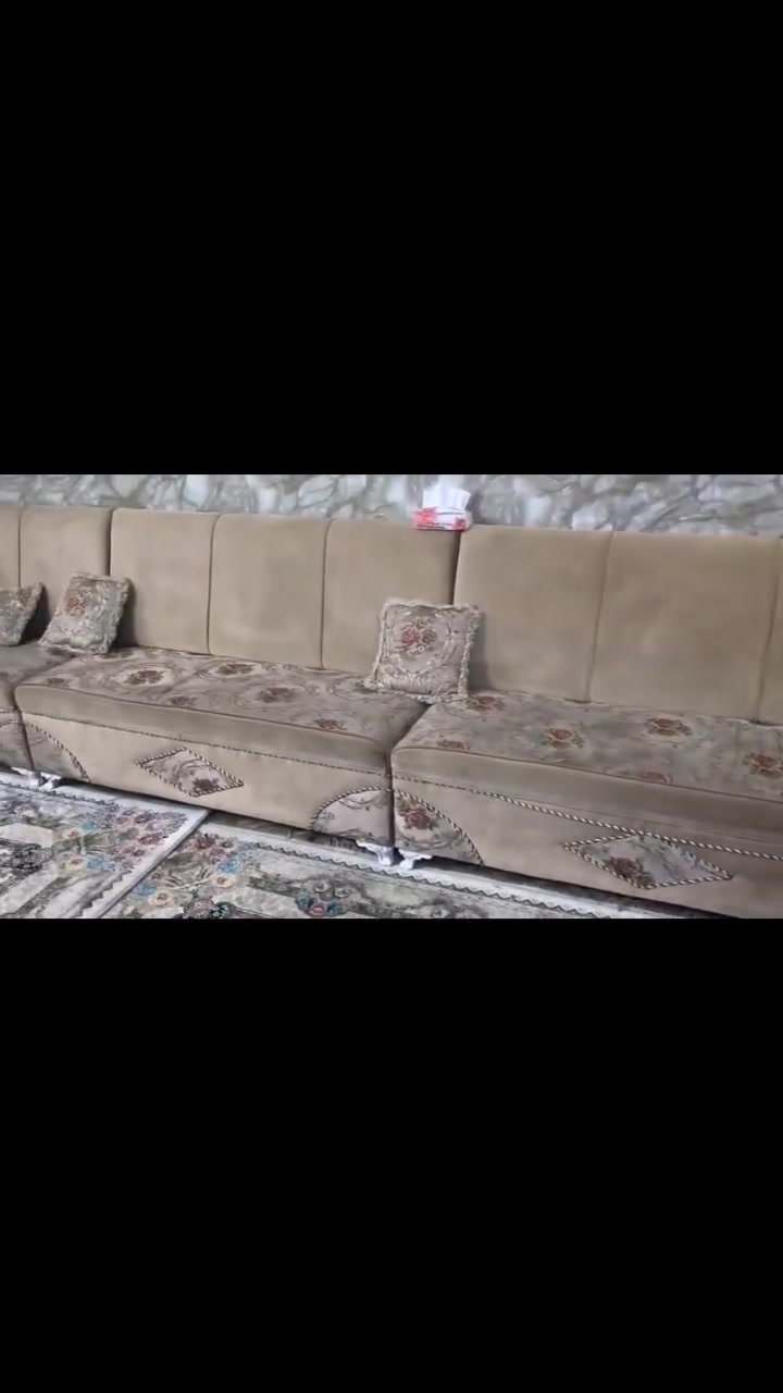 *********** اتصال واتساب
للبيع تخم قنفات 11نفر طوله 7مترات 
ثلاجه كريازي شغاله كلشي مابيهه
