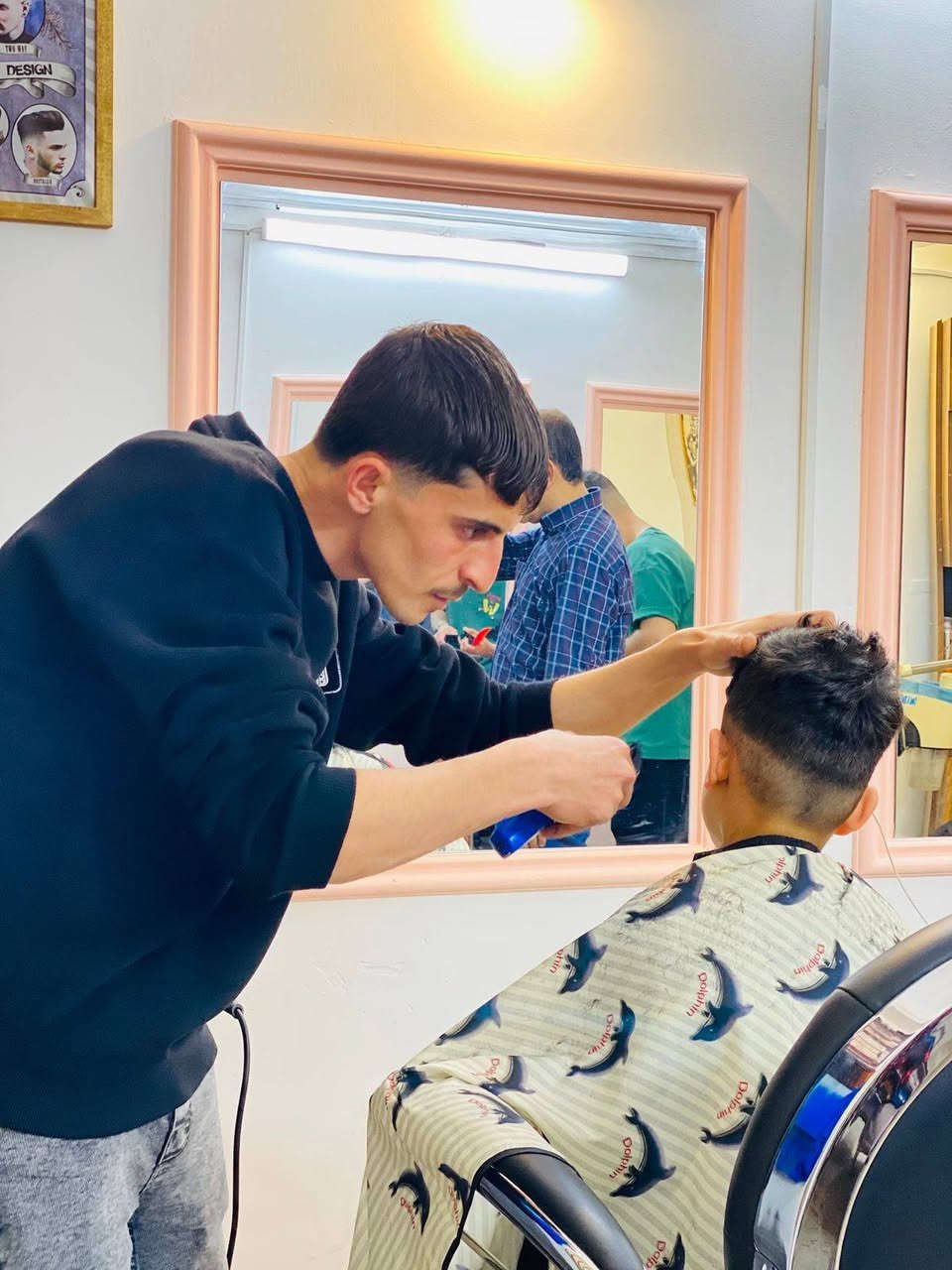 تعليم الحلاقه معهد النجاح.. بغداد الجديده تفاصيل الدوره *********** وات ساب.
