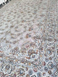 فرش • ٧٠٠ شانه • گل برجسته