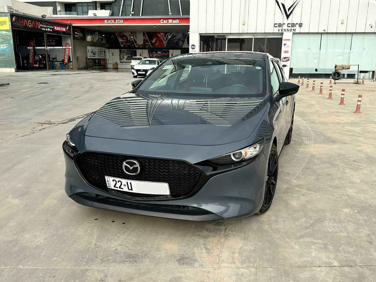 2023 Mazda 3 Preferred 
محرك 2.5 بدون توربو
ماشي 25 الف 
بیها قطعتین صبغ , بجم خلف کبس  
کیر محرك ب شرط
مواصفات بصمه
كشنات جلد و هيتر و خزن
سلايد
كيج الكتروني
سبيكر BOSE
كاميرا خلفي و رادار 360
سیارة رقم اربیل جاهز 
سعر 139 ورقە و بی مجال 
مکان السیارة اربیل
رقم واتساب *********** أربيل, العراق
