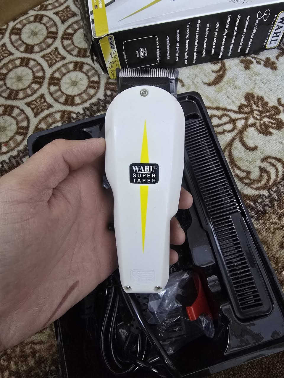 سلام عليكم مكينه حلاقه ماركه WAHL  فوووول مال DHL شرط الفحص ولشغل امام المندوب أمريكي U.S.A مزاد أعلى سعر أبيع ينتهي المزاد الساعه ١٢ الضهر او بالعافيه عليك ياخذه


**إذا كنت صاحب هذا الإعلان وتريد حذفه لأي سبب، رجاءا أرسل رسالة إلى الدعم الفني**