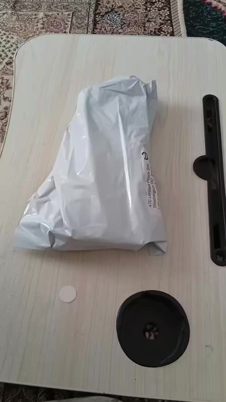 ساعة اطفال ماركه برطاني كامره و خط مع العاب خاصه بل ساعه للطلب والاستفسار الاتصال على الرقم ***********
