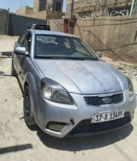 سياره للبيع كيه ريو مديل 2012  خليجي بيه بارد بسيط ولهلالت وره صبغ    ...