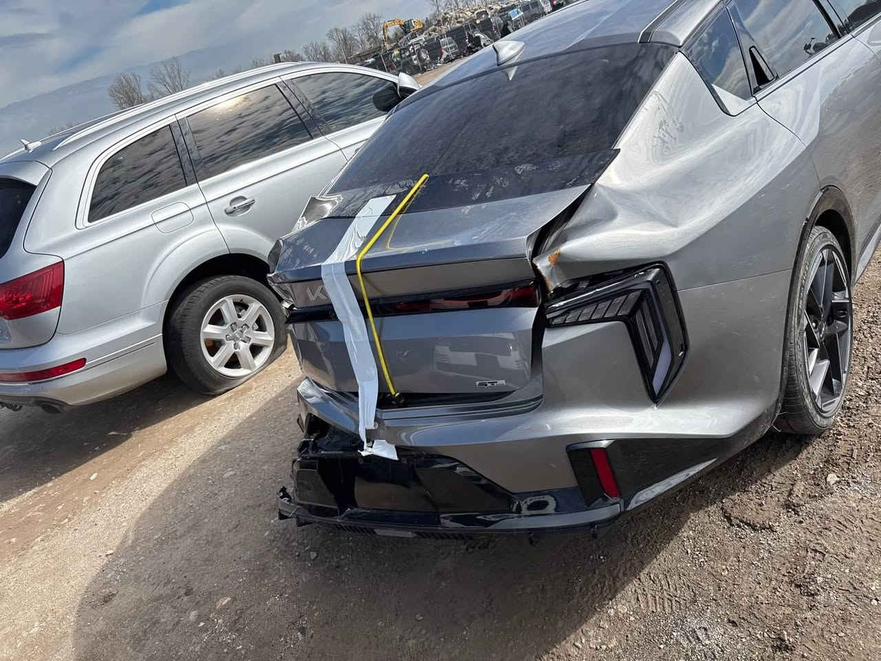 سلام عليكم قربب الوصول كي فور ٢٠٢٥ محرك ٢٠٠٠ فول موصفات مدة وصول سبوع الى العقبة تواصل على الخاص 
او.      00962795655414


**إذا كنت صاحب هذا الإعلان وتريد حذفه لأي سبب، رجاءا أرسل رسالة إلى الدعم الفني**
