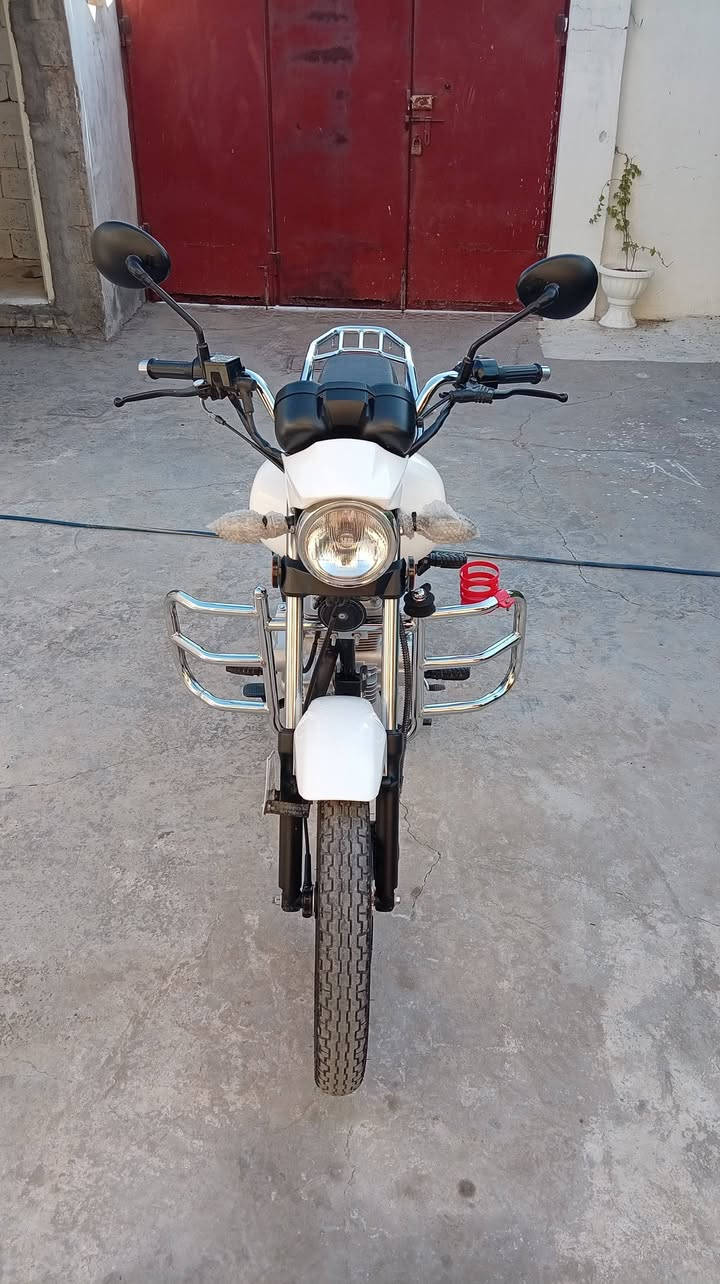السلام عليكم سنكي ناصي نضيف مابي اي نقص تجي تفحص وتاخذه رايده 1550


**إذا كنت صاحب هذا الإعلان وتريد حذفه لأي سبب، رجاءا أرسل رسالة إلى الدعم الفني**