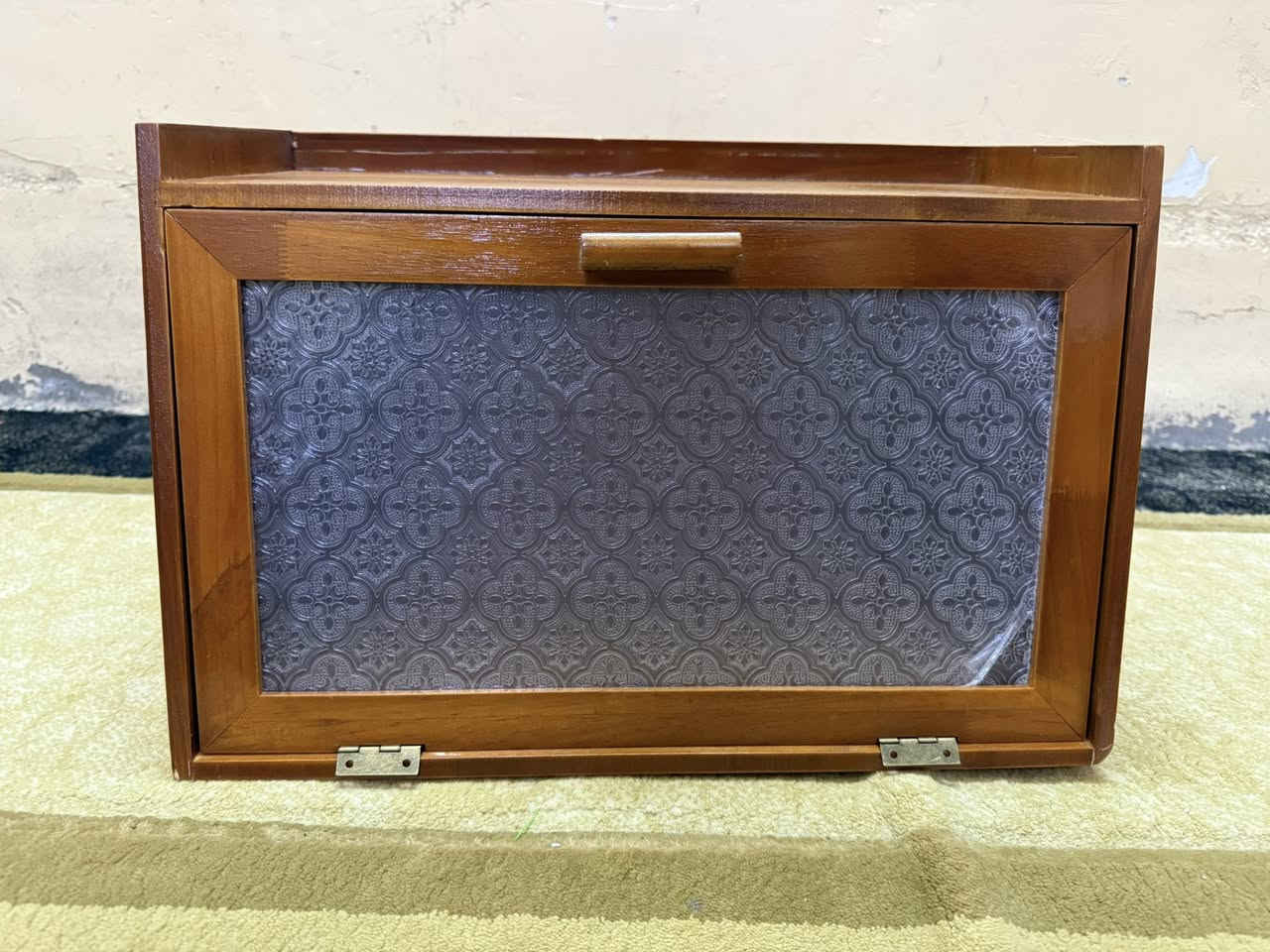 طلعي هاذ صندوق الخشب نطوني بي سعر


**إذا كنت صاحب هذا الإعلان وتريد حذفه لأي سبب، رجاءا أرسل رسالة إلى الدعم الفني**