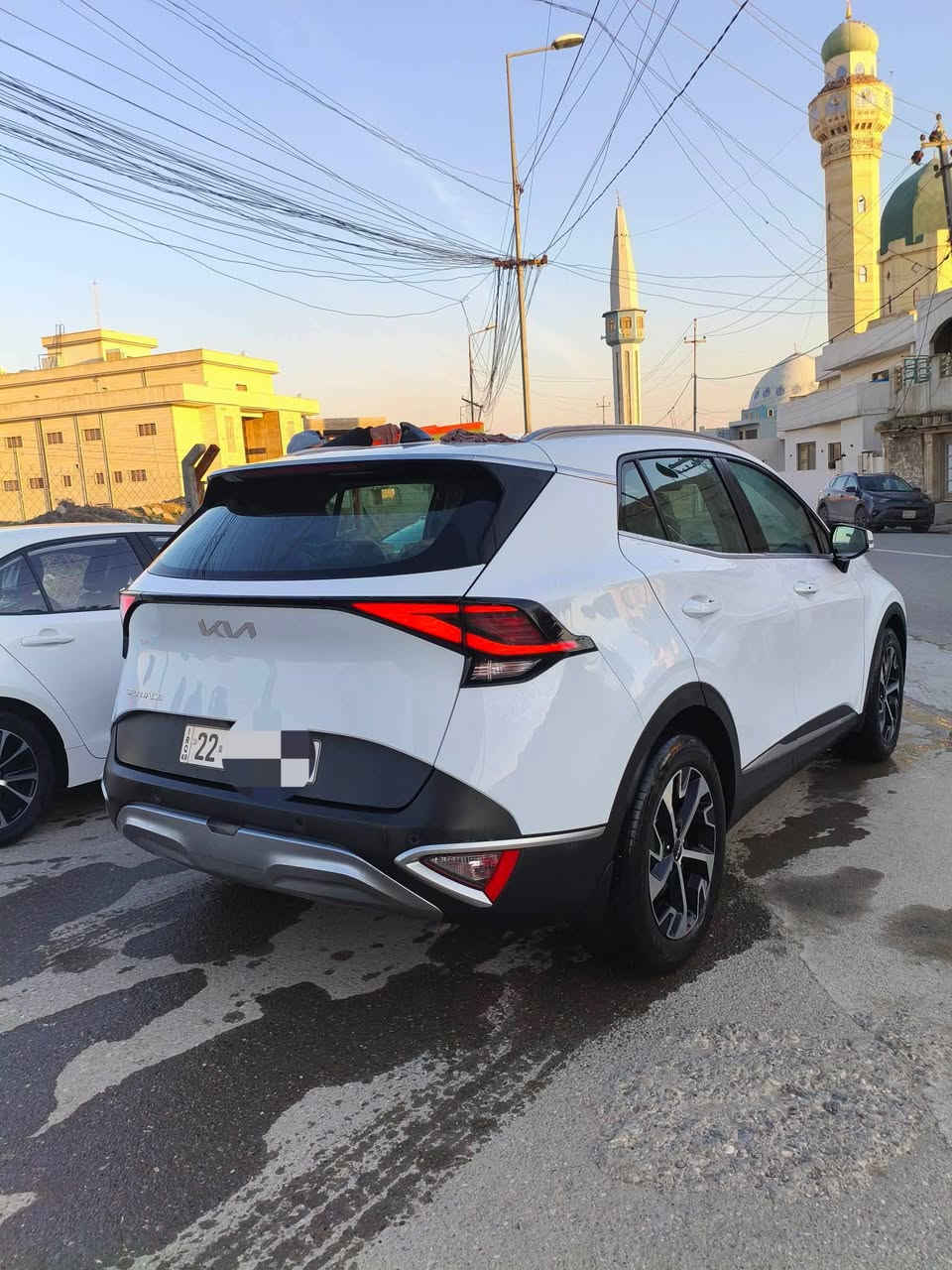 كيا سبورتج 2024 خليجي 
ماشيه45 الف كيلو متر
السياره بسمي رقم أربيل هزه وفحص جدد 
موصفات السياه
بصمة
شاشه Apple كاربلاي
ماوس
شفتات بل استيرن 
￼ رادار بالجانب ونقاط عمياء
￼ مري شفط
￼ حساسات خلفية
￼￼ تشغيل عن بعد 
هاند بريك دكمه
￼ أربع وضعيات قيادة
￼ كاميرا خلفية دوارة
￼ إشارة ترحيب وموسيقى في ￼ البيبان
‏رقم مميز
‏لدات ￼ أمامية خلفية
السياره كفاله عامه عده رصعه الصغيرة بالباب الخلفي
مكان السياره موصل 
‏‪***********‬‏
