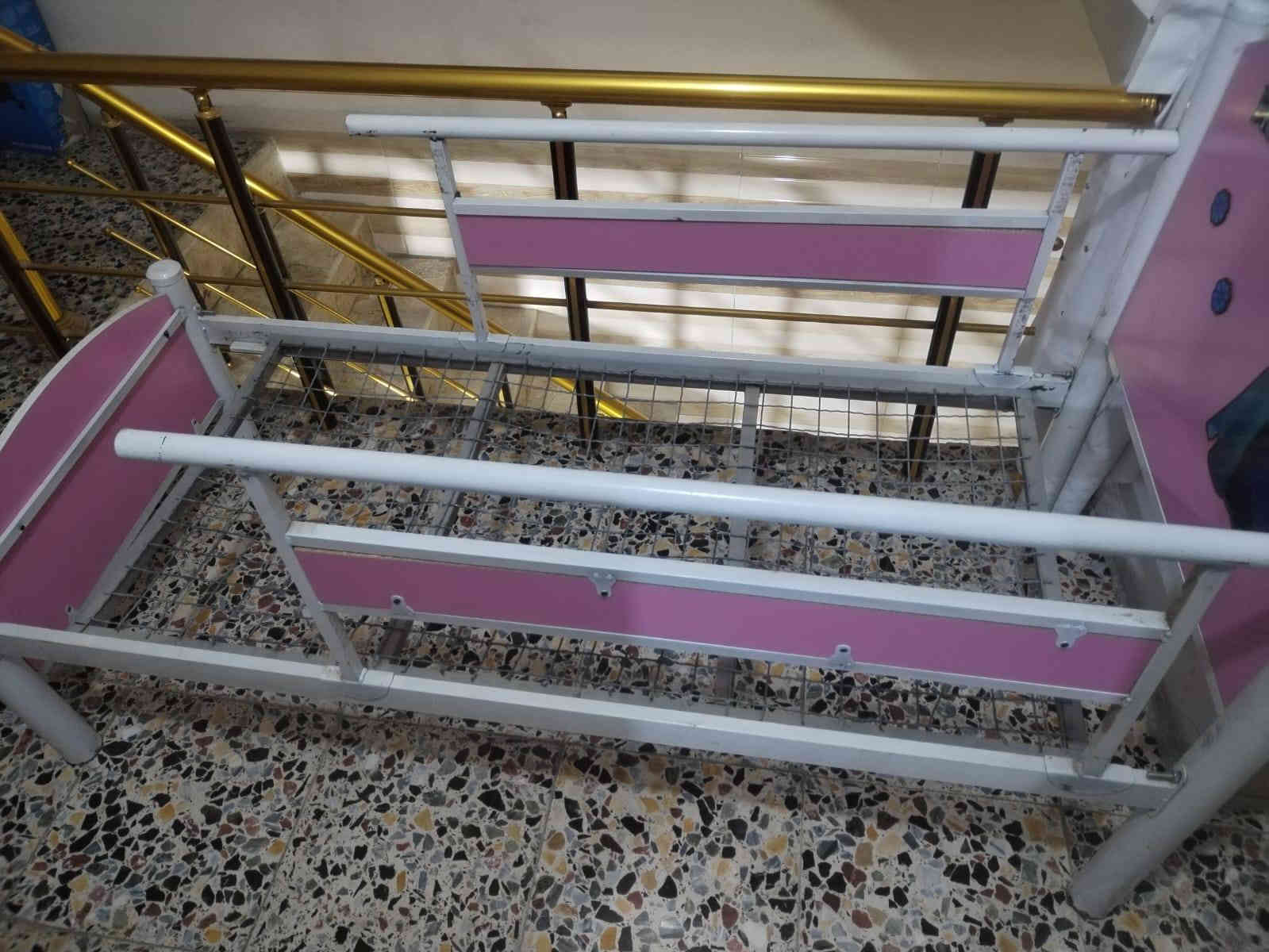 جربايه اطفال مستعملة نضيفه عنوان الخطيب الزراعي السعر ٤٠ الف *********** وتساب
