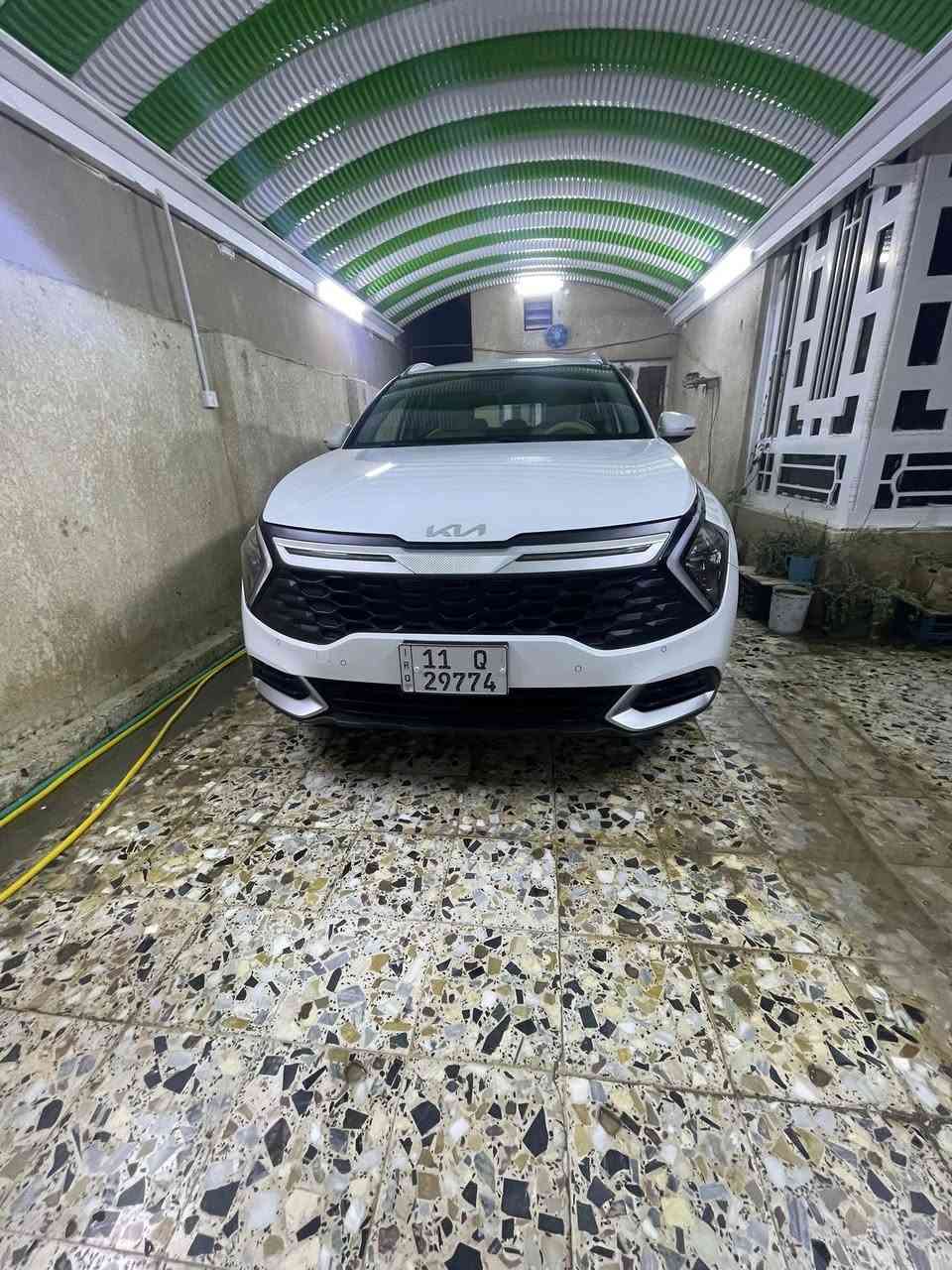 السلام عليكم 
كيا سبورتج خليجية للبيع أو مراوس حسب القناعة 
موديل 2025
كفالة عامة من كلشي 
السونار مُرفق بالصور 
رقم بغداد بأسمي 
ماشية 24 ألف كم 
فول مواصفات 
قمارة حديد 
كشنات كهربائية 
يوجد رادار جانبي
تشغيل عن بُعد
جنطة كهرباء 
برده خلفية 
تدفئة كشنات 
تدفئة ستيرن 
حساس خلفي أمامي 
سايد بريك بصمة
شحن لاسلكي
ويل كروم 
لايت LED مع حاجب أمامي 
مُغلفة بالكامل كشنات و أرضية 
مكان السيارة واسط_ الكوت مركز المحافظة 
للأستفسار الاتصال على الرقم 
***********
