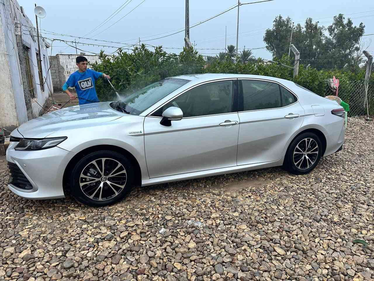 كامري 2024 خليجيه رقم بغداد بأسمي 
                                                                     Le فئة
وكالة الفطيم فول مواصفات عدئ البانوراما
سياره بصمه تحكم 🎚️ اشاير مري
3 أنظمة قياده
سياره جديده مال جناي على وضع الشركه 
ماشيه 54
بيه صبغ قطعتين بدون دواخل شرط
معروضه 175 وبيه مجال الشراي يدلل
مكاني واسط الصويرة الزبيديه ***********
