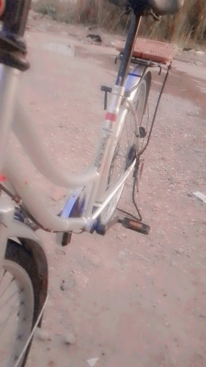 اسلام عليكم باسكل بناتي للبيع الباسكل جديد مديل 16 ما ناقصة شي السعر 50قفل للتواصل ***********
