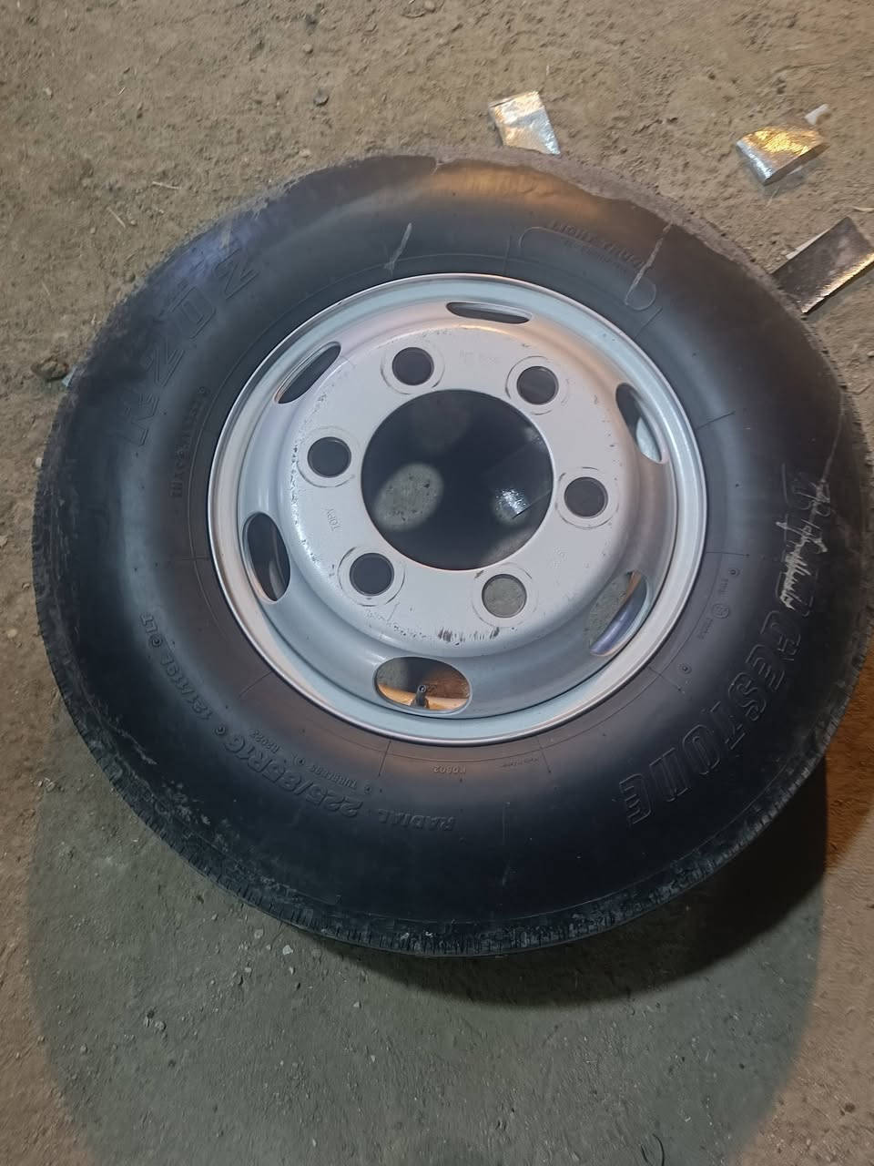 تايرات كنتر مع ويالاتهن جديد 
***********
