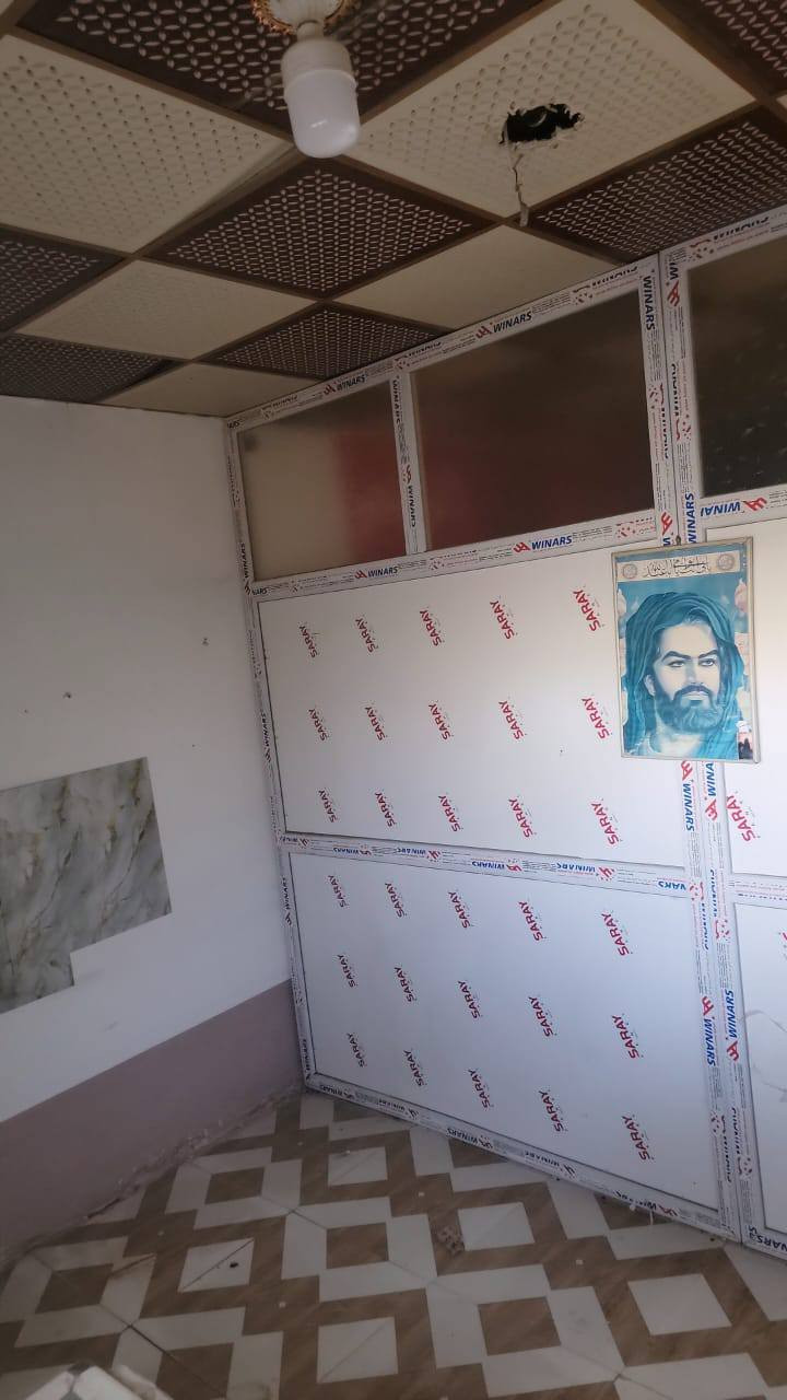 السلام عليكم بيت للبيع المساحه 100طابو زراعي سند 25 يحتوي غرفتين وصاله وأستقبال ومطبخ وصحيات داخليه وخارجيه العنوان كربلاء طويريج حي المستقبل السعر 31 مليون الشراي يتصل 
***********
***********
