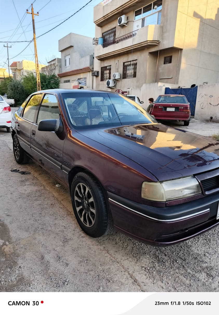 للبيع اوبل فكترا رقم نينوى دولي شرط التحويل حجم 20 كير عادي استيرن باور قفل مركزي اسلايت ABS السيارة وضع شركه صبغ دواير الخلف ***********  
***********
