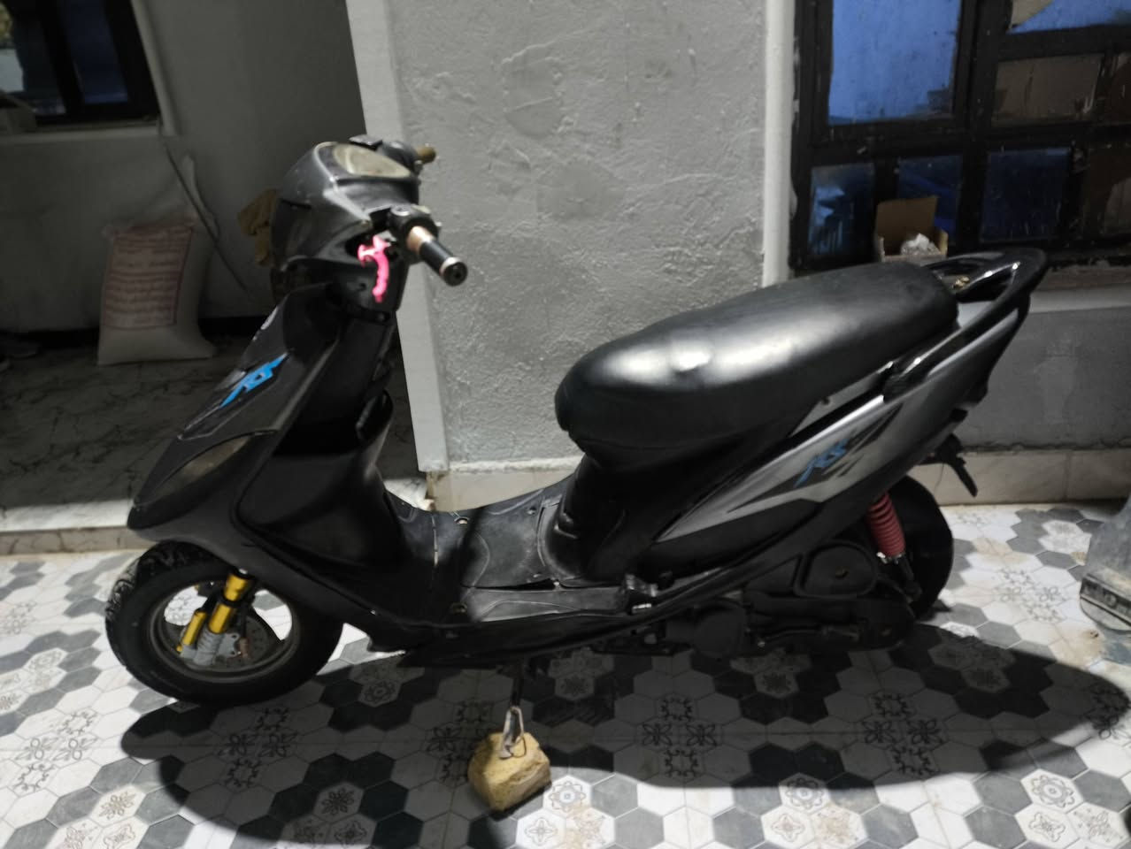 عمي ماكس لبيع لسعر خاص مفتوحه ونضافه مثل لبصوره ونضف من لبصوره ***********
