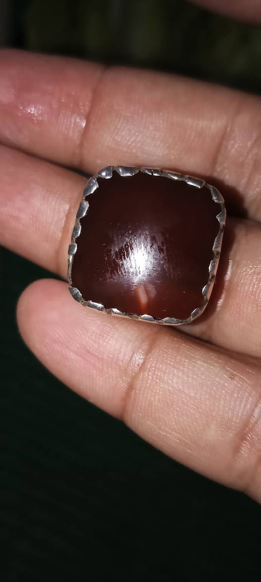 للبيع عقيق يماني فص جبير ب75الف الاصلي غير مجمر ولا معالج فقط مجروخ


**إذا كنت صاحب هذا الإعلان وتريد حذفه لأي سبب، رجاءا أرسل رسالة إلى الدعم الفني**