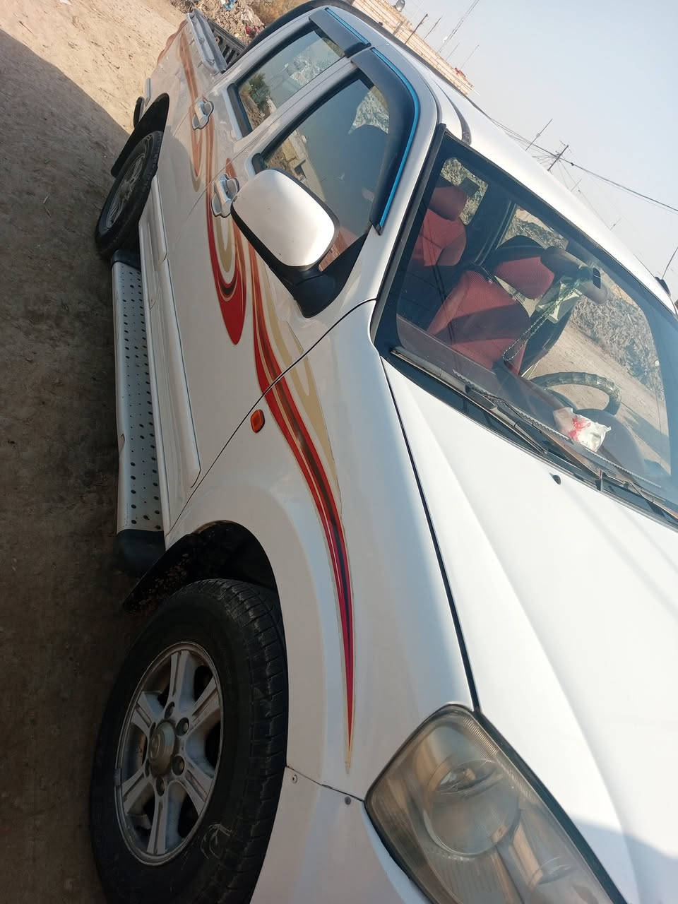 سلام عليكم سياره كريت ويل مديل 2015 سيارة جديده مكينة وكير واكسن شرط حدادية جديده تخم تاير كهربائيات كلها شغالة، باتري جديد سياره نضيفه ماعيزه برغي رقم نجف سنوية مجدده ل 2028 مداور ثاني يوم  مكان الديوانية الحمزة الشرقي. ***********
