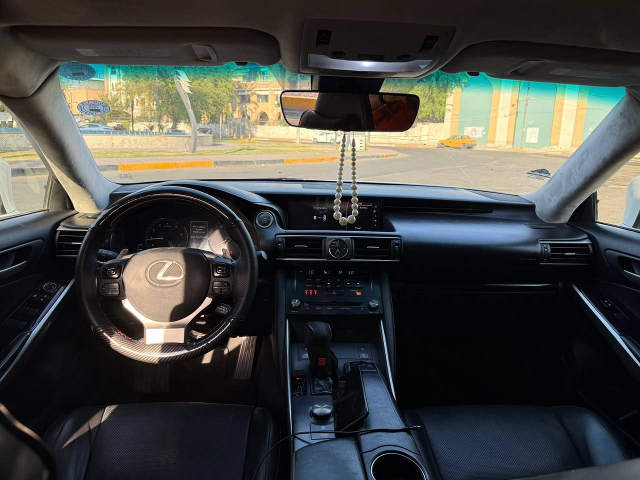 السلام عليكم ورحمة
Lexus is200t 2017 للبيع
المواصفات
محرك 2000t توربو🚀 
كشنات جلد أسود تدفئه وتبريد 
شاشه وكامره
بصمه 
فتحه بالقماره
دفع خلفي اكسل
ويل كب 17مع تخم تاير جديد
السياره جاهزه من كل شي  نقصها بس دبلات اماميه وصندق مينفتح اله بالسويج
السياره رقم أربيل بسمي مكاني بغداد الاعظميه السعر 155 وبي مجال
***********
