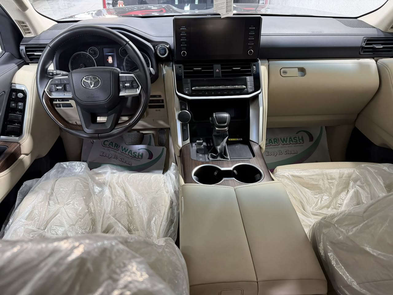 السلام عليكم
لاندكروز 2024 GXRلمتدد

مكينة 4000 تنفس طبيعي

السياره ماشية ١٥ الف

فول مواصفات 4 كامرات

مكفولة كفالة عامة

سعرها:71.500 الف دولار وبيها مجال

للاستفسار

***********

***********
