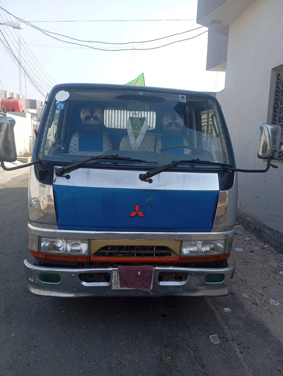 السلام عليكم كنتر بزون فحل رقم ذي قار  مشروع وطني سياره نضيفه مال جناي مكاني البصره
(سعر السياره130ورقه) للتصال***********
