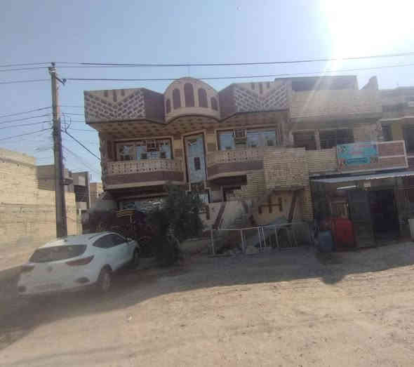 رقم الهاتف ‏‪***********‬‏

#للببع بيت ومشتمل ومحل ركن في منطقة الضباط سبع البور مجاور جامع محمد قدوتنا شارع مدرسة عاصم شارع تجاري مساحة البيت مع المشتمل والمحل 225 متر البيت 150 متر والمحل والمشتمل 75 متر كل المساحة واجهه 15 ونزال 15 البيت يتكون من 6 غرف وصالة ومطبخ وصحيات عدد 2 والمشتمل صاله ومطبخ وصحيات عدد 2 وغرفة سويت كامل المشتمل فقط تشطيب والمحل غرفة ومخزن #السعر 280 مليون وبي مجال
