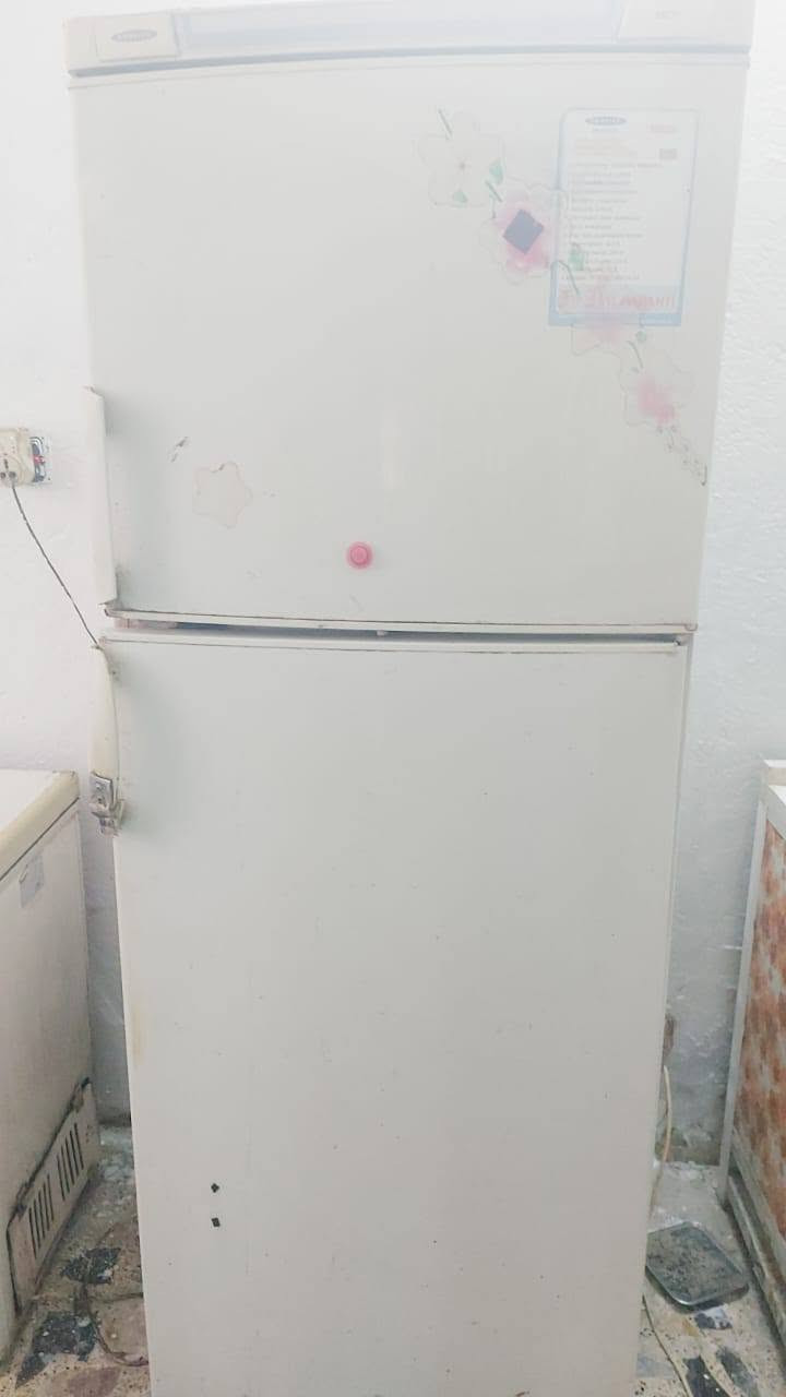 السلام عليكم عدي غراض منزليه اريد أبيعها بسعر مناسب


**إذا كنت صاحب هذا الإعلان وتريد حذفه لأي سبب، رجاءا أرسل رسالة إلى الدعم الفني**