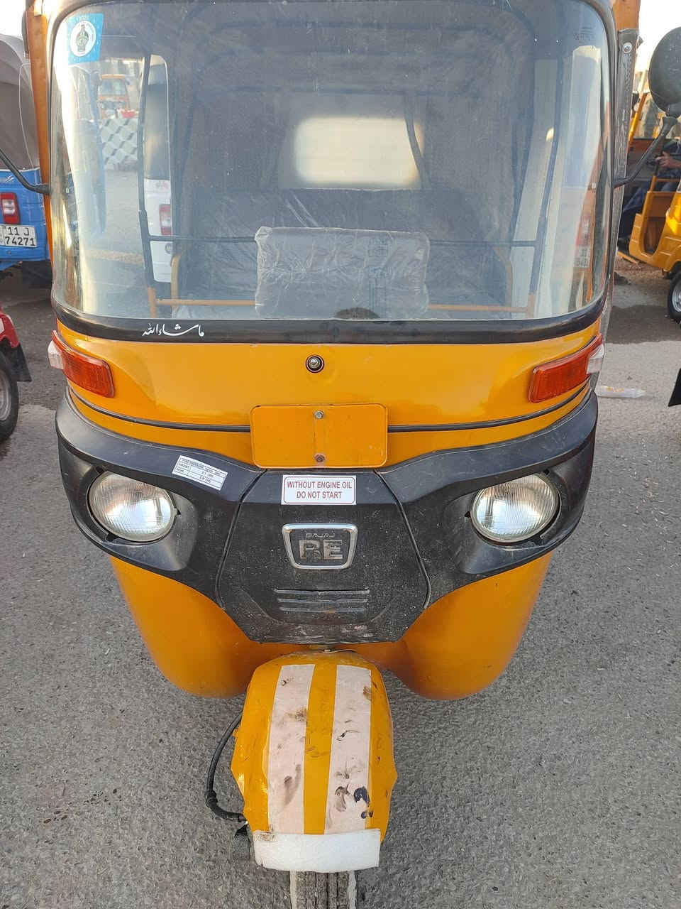 سلام عليكم تكتك البيع 2020 شهر 12 بدون ضربه بس كاعيه مصبوغه رقم وسنويه كربلاء اتحول بغداد سعر 7250 وبيها مجال ***********
