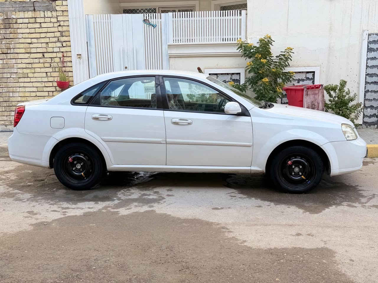 اوبترا ٢٠١١ الشركه العامه بيه صبغ جامرلغات اماميه اثر شخوط بدون دواخل محرك وكير وحداديه وتخم تاير كله مكفول المكان بغداد الشعب السعر ٧٥ وبيه مجال قليل الاصال ***********
