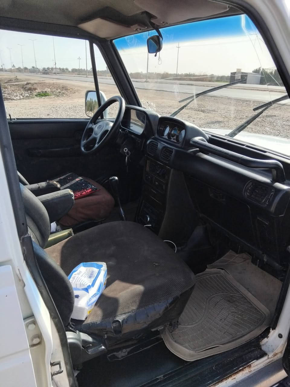 كالوبر للبيع موديل الفين وثنين كفالة عامة حدادية جديدة تبريد ثلج مكان سيارة واسط الصويرة ***********
