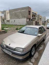 اوميكا للبيع حجم 20 موديل ١٩٩٣  كير توماتيك كير ومحرك شرط  تايات جديد ...