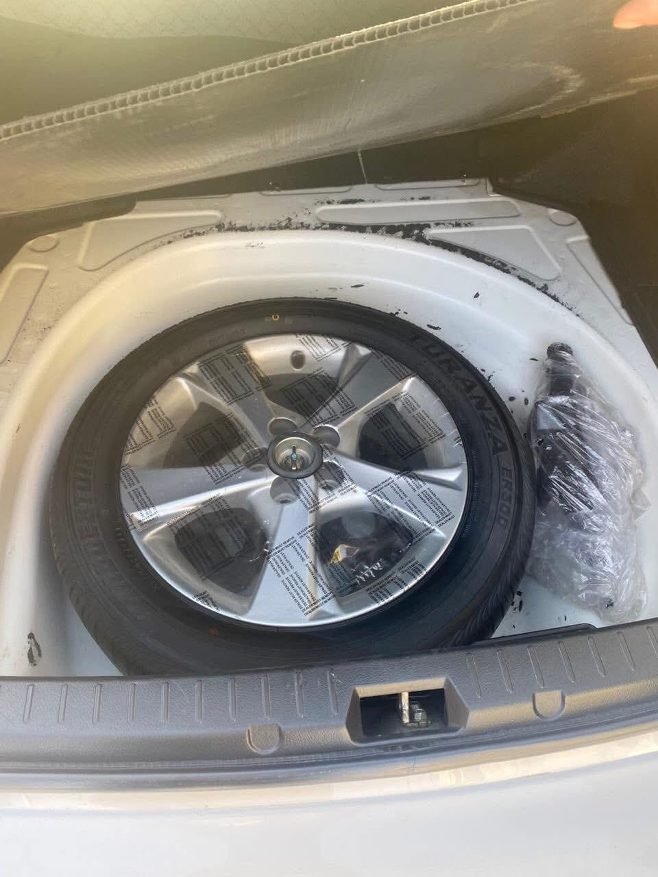 السلام عليكم للبيع كورلا 2012 خليجي فول مواصفات كفاله عامه من كلشي مكينه 1.8 اشاير بل مري مري شفط وي السويچ بيهه سويجات ثنين ويل حجم 16 سلايد روڤ حساسات خلفيه تبريد بيانو سياره جديده رقم بغداد بسمي تحويل مباشر مكان السياره بغداد الزعفرانيه السعر 150 وبيهه مجال للاستفسار ***********
