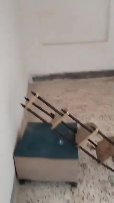 بيت للإيجار في حي نزال قرب جامع عبد العزيز اربع غرف قفله 400
رقم ***********
***********
