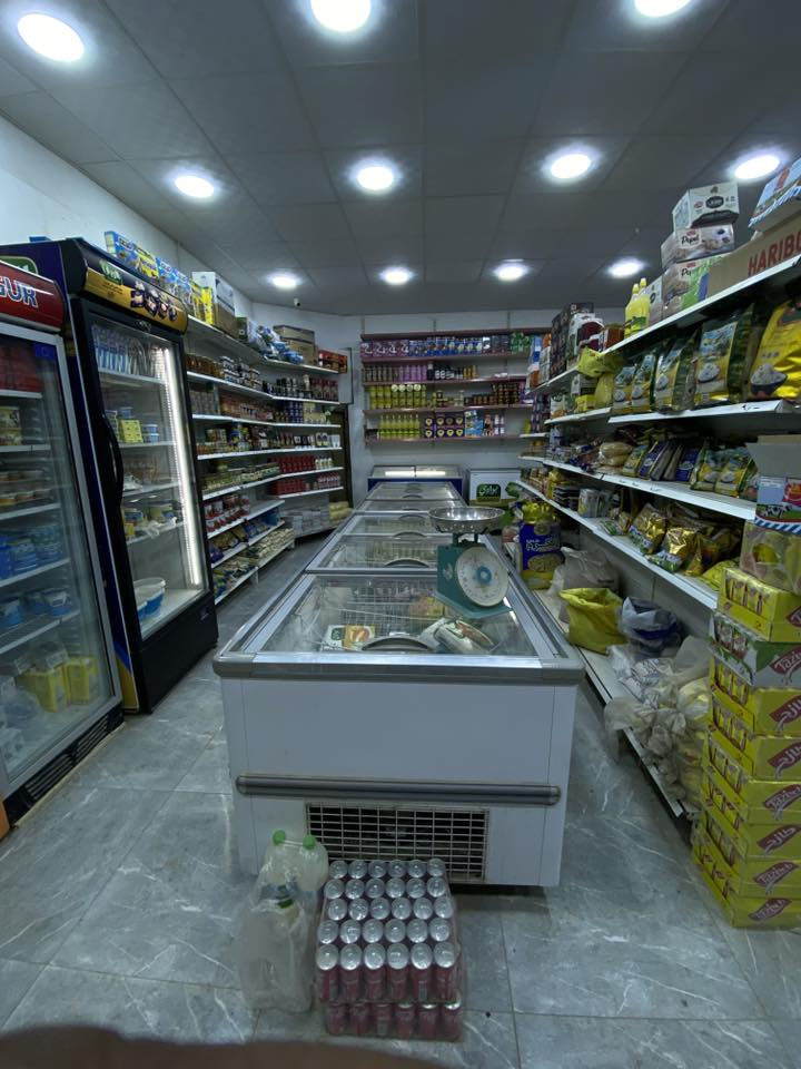 السلام عليكم
محل للبيع لعدم التفرغ العنوان / شارع الوگفة القديمة نهاية الشارع المحل ركن على شارعين رئيسين محتويات المحل

براد عمودي عدد9

مجمدايكور قياس 2 متر عدد 2

مجمدة شركات عدد2

منضومة كاميرات 

رفوف/14 متر وجهين

رفوف /10 متر قياس متر و20

مولد 40 كيفي جديد 

الدخل خير من الله تجي تكعد بي وتشوفة

السعر /30مليون وبي مجال
*********** للتواصل
