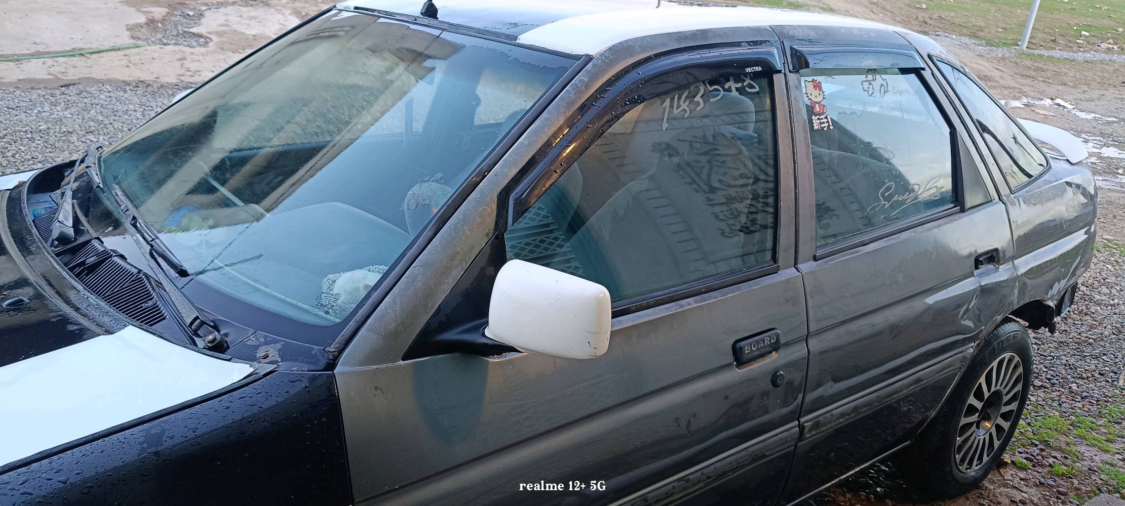 فورد سكورت موديل 1992 محرك نضيف جديد شادو قبل يومين الدعامية الخلفية موجودة بس مشادها   سنوية إلى 2030 رقم مصطرة نينوى  بطارية جديده وياها كوبون  صاحبها موجود سعره20 وبيه مجال  الاتصال ***********