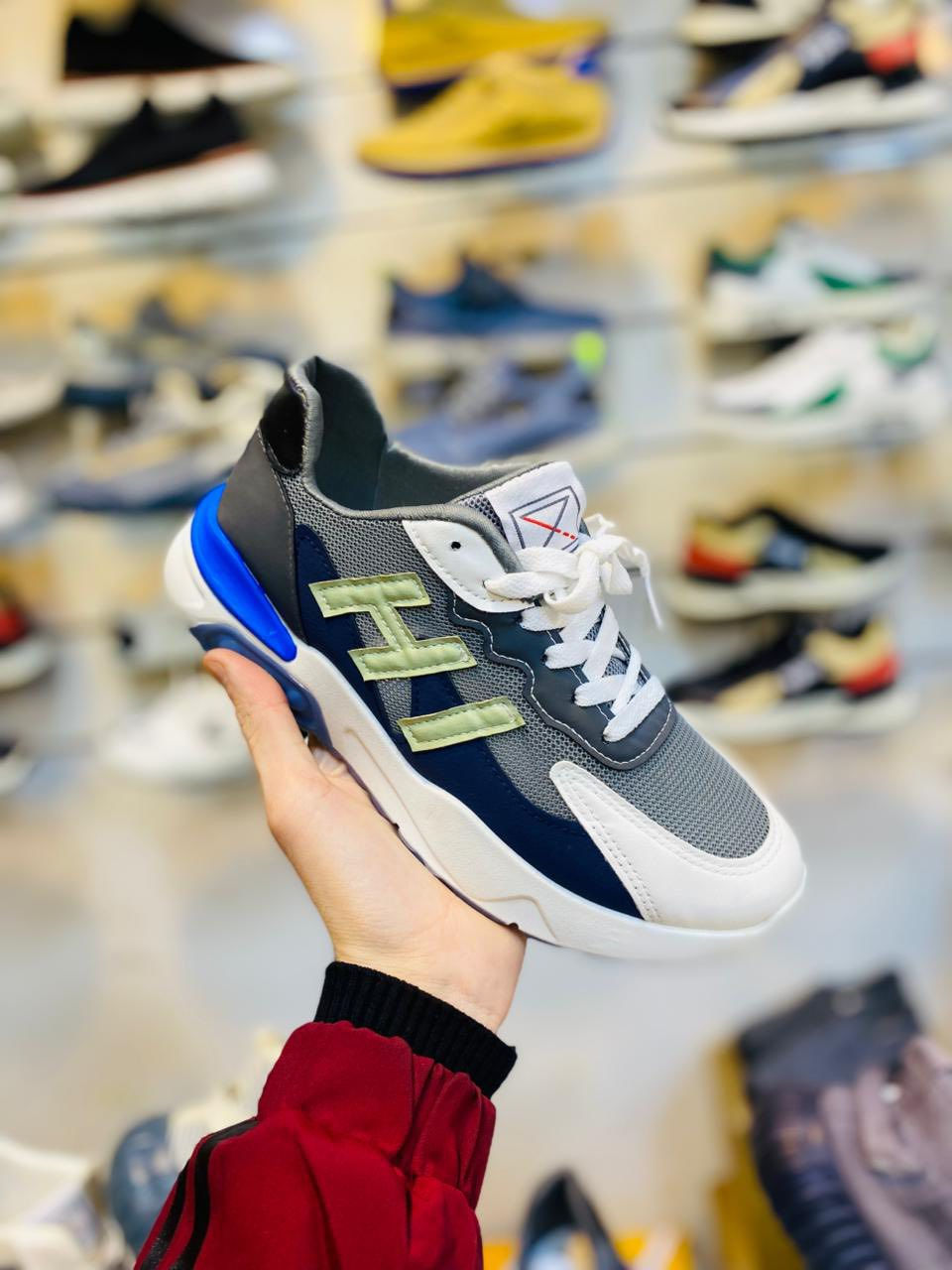 لبسه بخمسة الفلوجه
وصلتنه احذيه موديلات جديده 🔥🔥
احذيه فوول قياسات من ٣٩.لحد ٤٤
السعر 5 الاف فقط 🔥🔥🔥
العنوان فلوجه قرب الجسر القديم مقابل مقهى اوات مكتوب عل محل لبسه بخمسة


**إذا كنت صاحب هذا الإعلان وتريد حذفه لأي سبب، رجاءا أرسل رسالة إلى الدعم الفني**