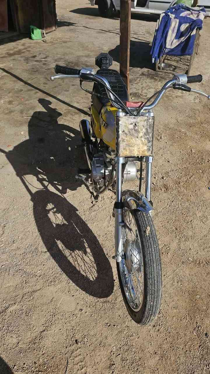 للبيع دراجه اربعه كير نامه تعمير جديد 26 ومحرك نومه شلامته 23)) ***********
